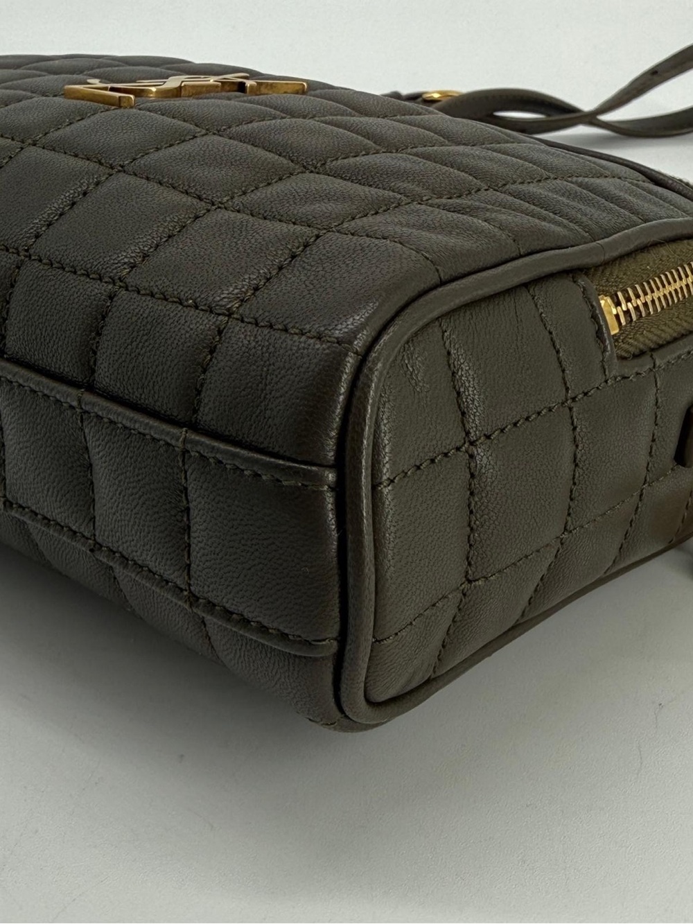 Saint Laurent Cassandre Small Chain Camera Bag Quilted Leather - Picture 9 of 10